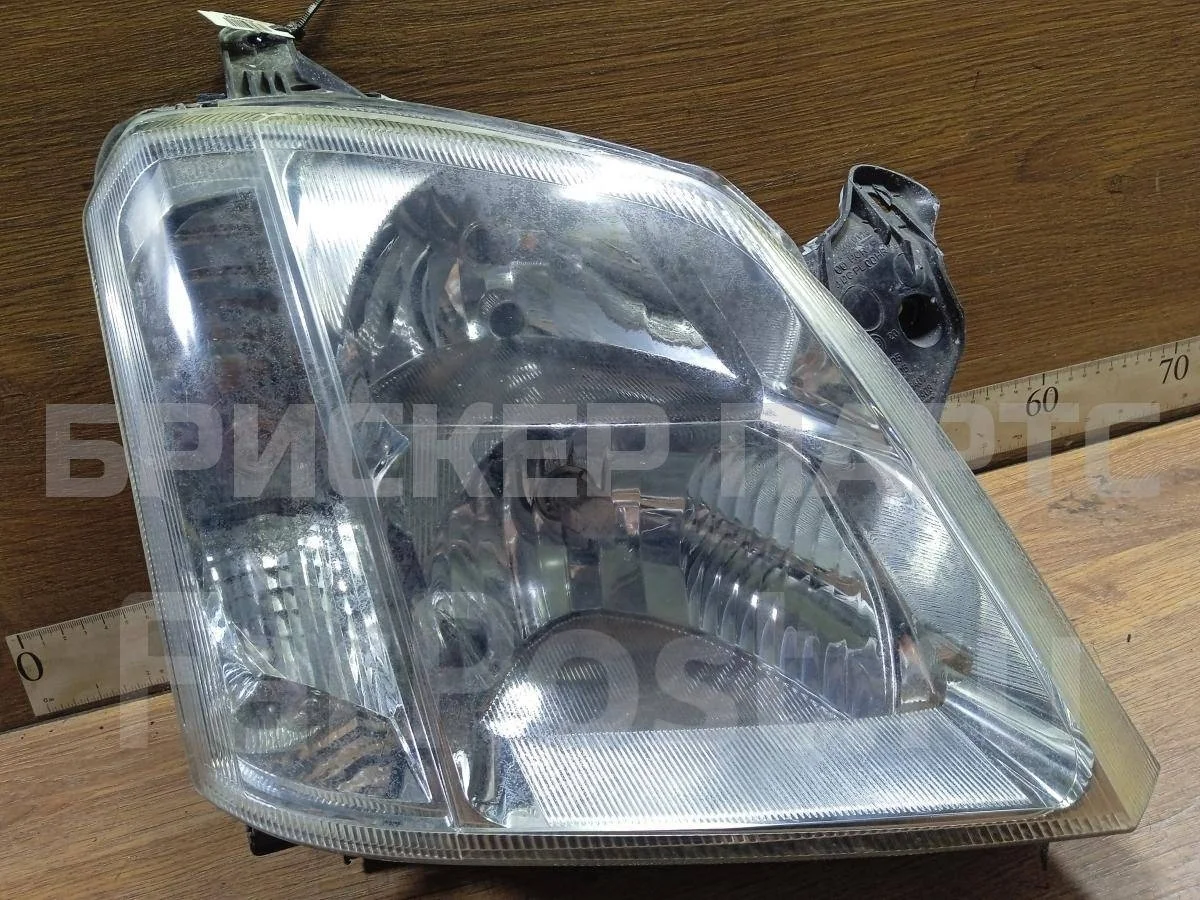 Фара правая Опель Мерива A