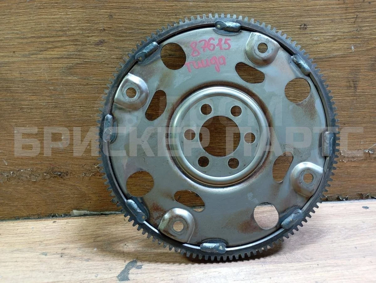 Маховик Ниссан Тиида 1  C11