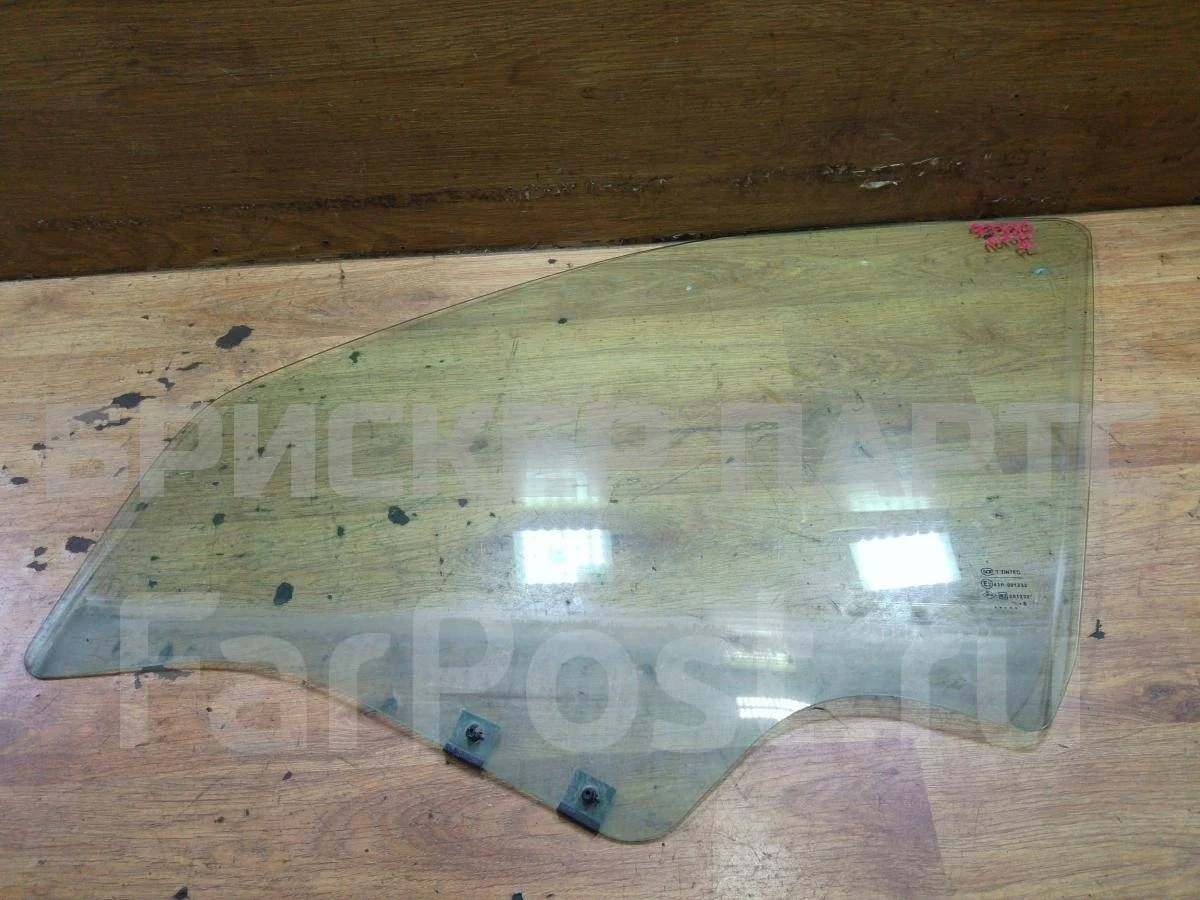 Стекло двери передней Рено Логан 1  LS0G LS12 рестайлинг