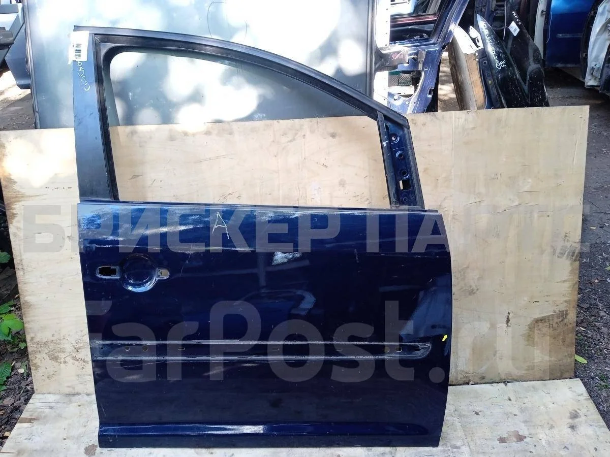 Дверь передняя правая Фольксваген Туран 1  (1T)