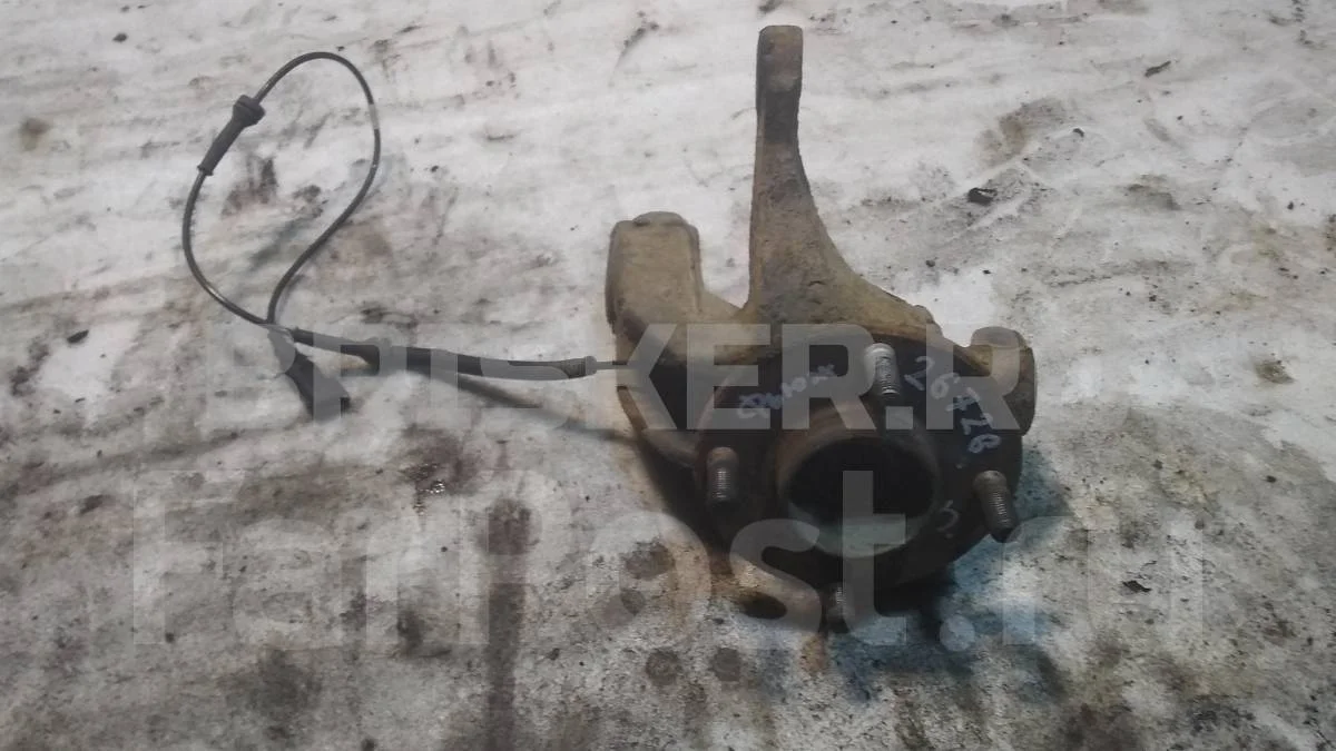 Кулак поворотный лев Форд Фьюжен