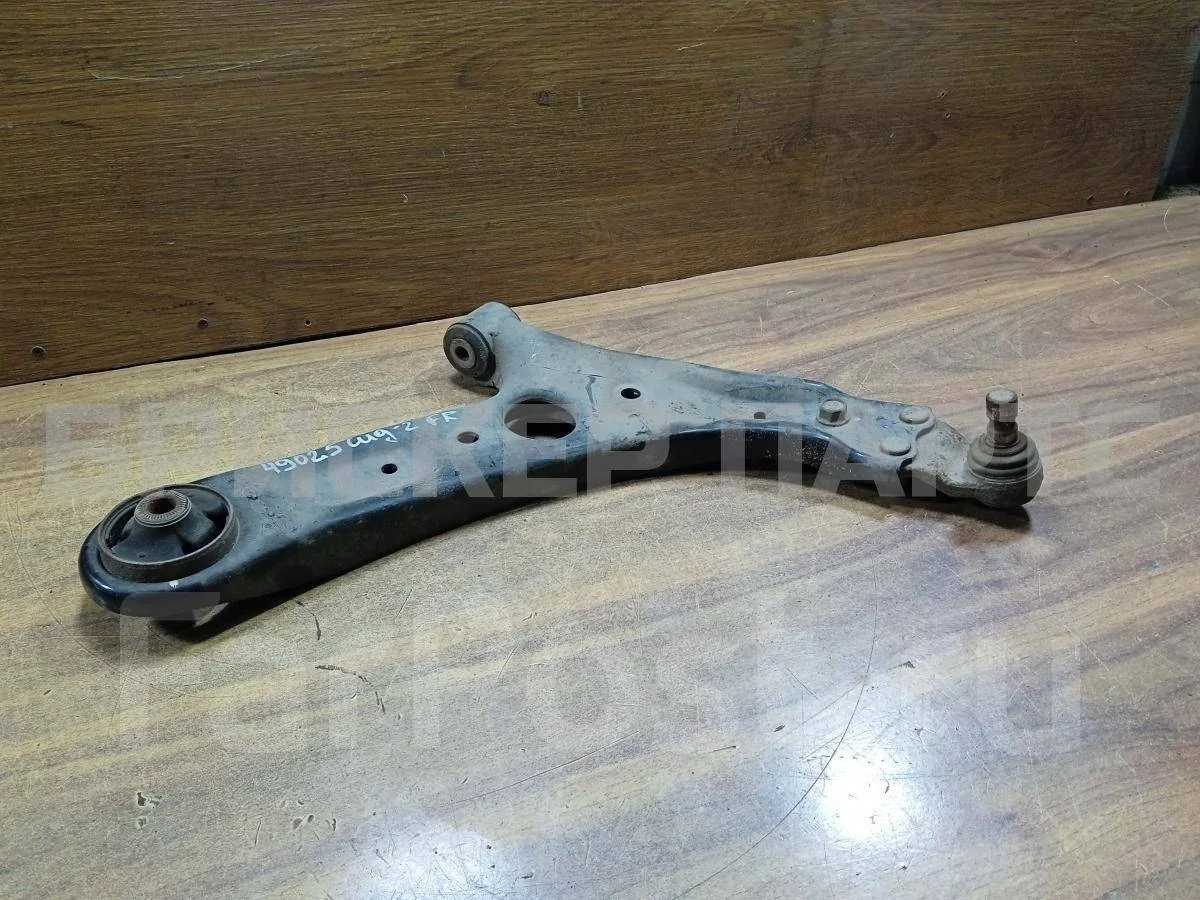 Рычаг передний правый Киа Сид 2  JD