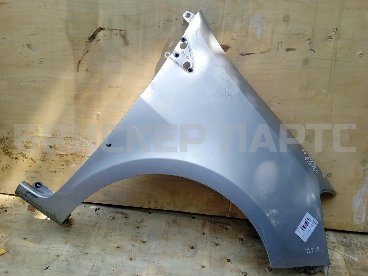 Крыло переднее(прав) Рено Клио 3  BR, KR, СR