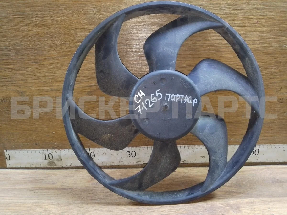 Вентилятор охлаждения Пежо Партнер 1  5F M59 рестайлинг