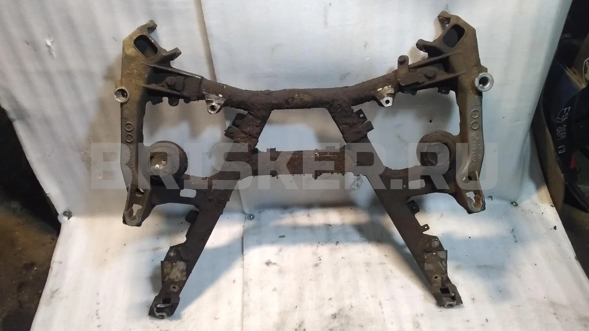 Подрамник передний БМВ 5 серия E39