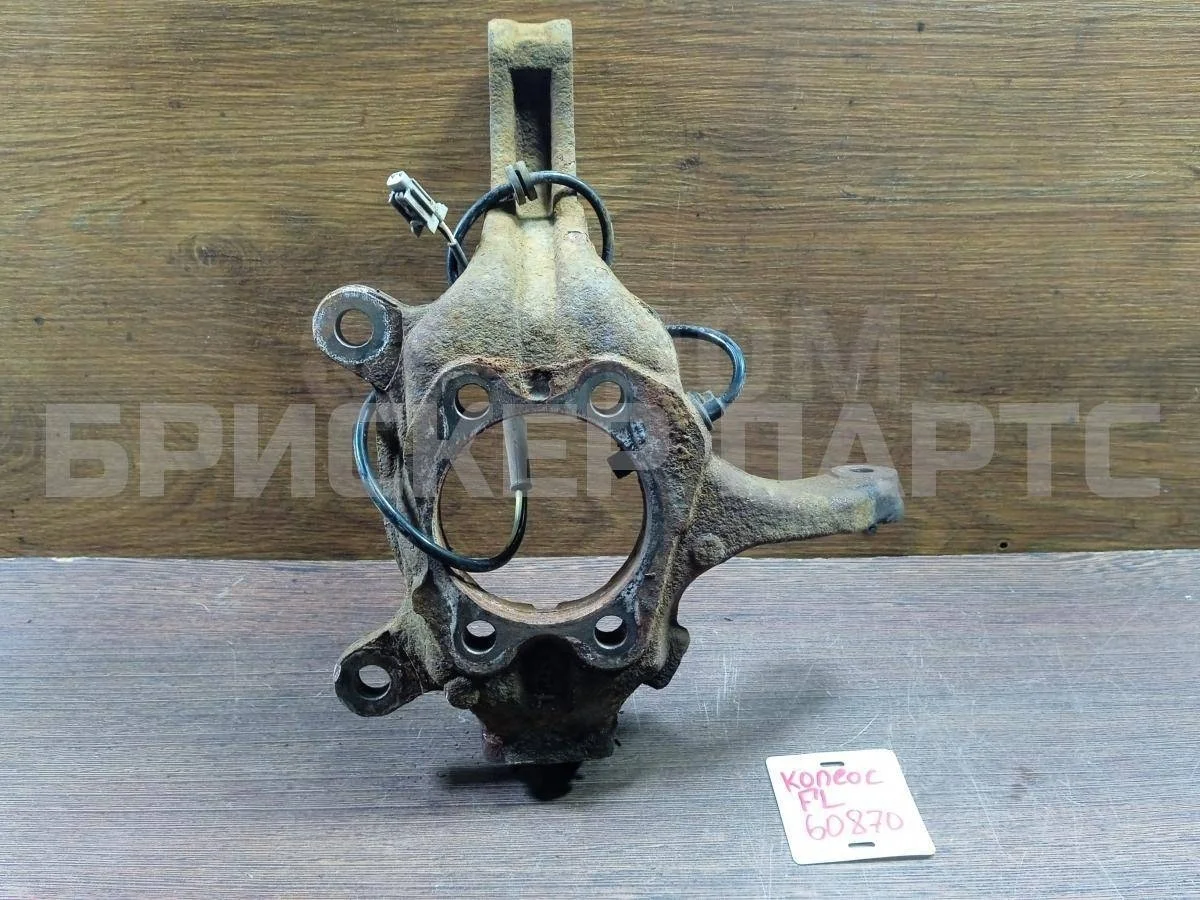 Кулак поворотный лев Рено Колеос 1  Y