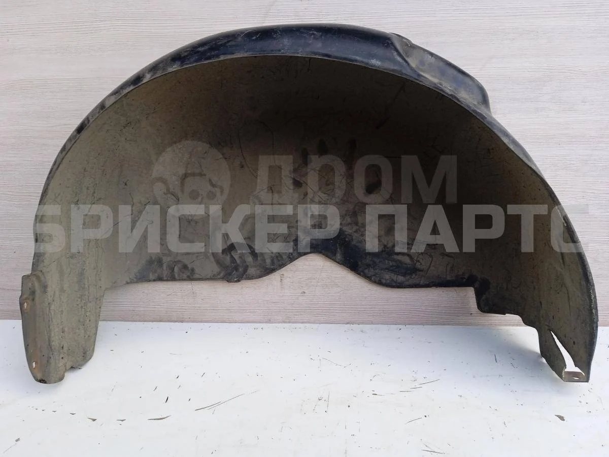 Подкрылок задний прав. Фольксваген Транспортер Т5