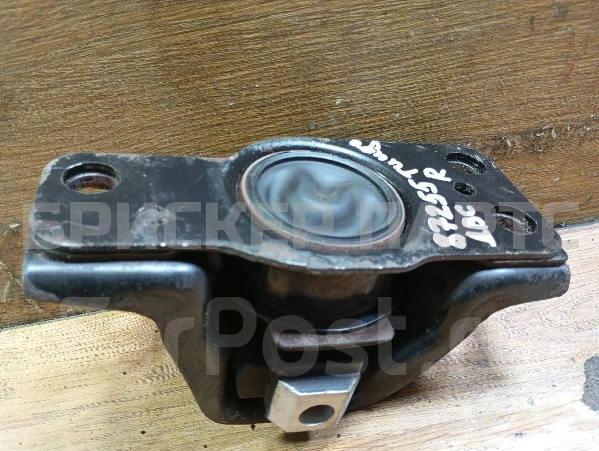 Подушка двигателя Ниссан Тиида 1  C11