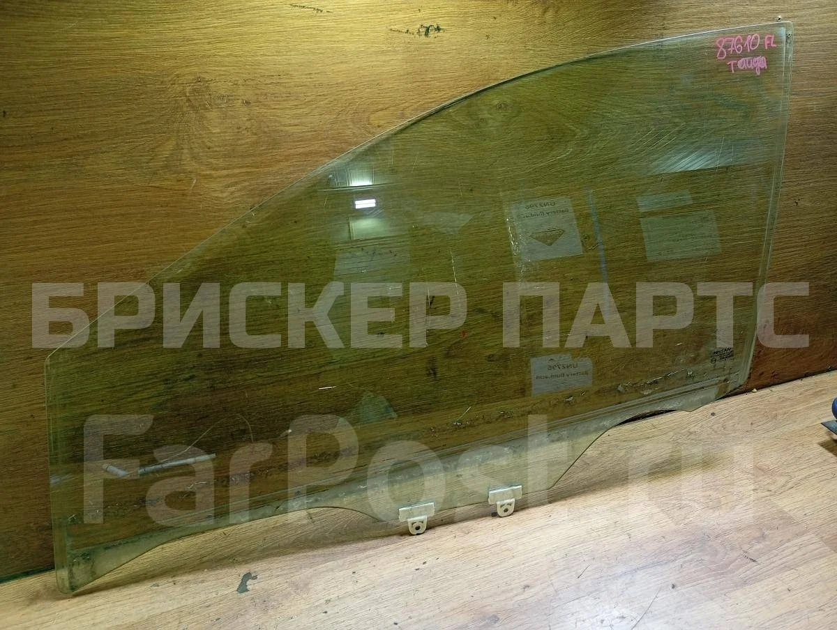 Стекло двери передней Ниссан Тиида 1  C11