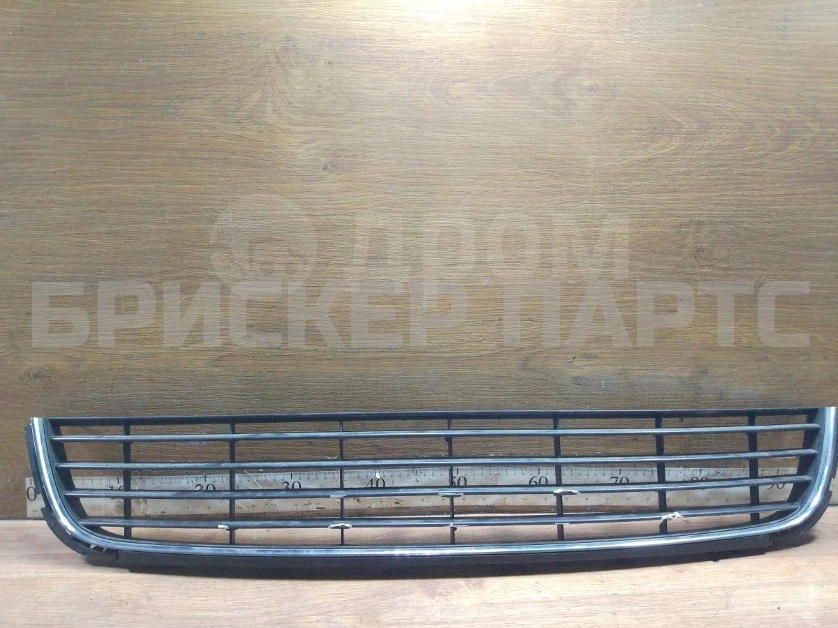 Решетка бампера Фольксваген Гольф Mk6