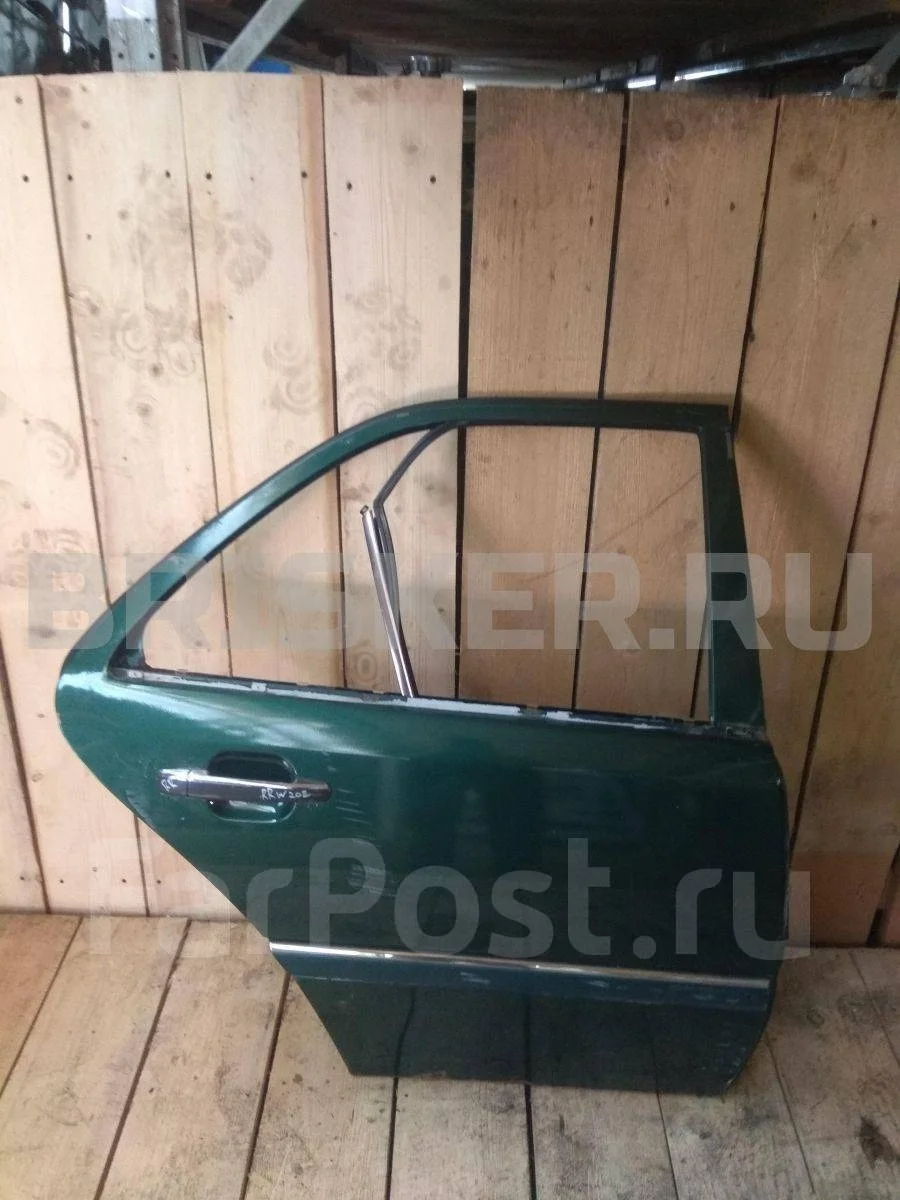 Дверь задняя правая Mercedes (Мерседес) Ц-класс W202