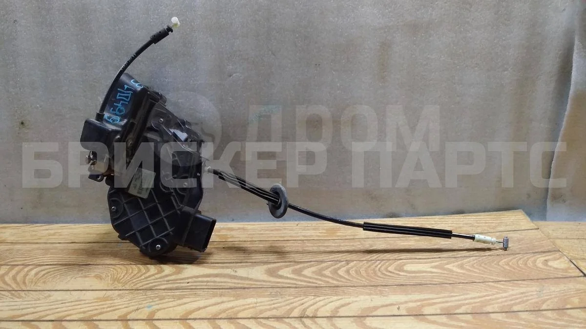 Замок двери задней Ленд Ровер Дискавери 3