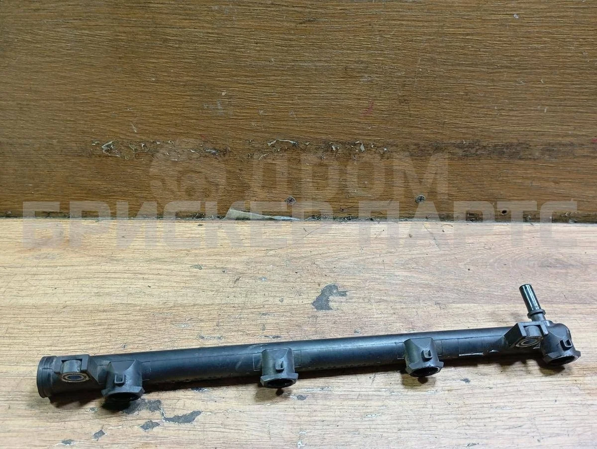 Рампа топливная Рено Дастер 1  HS