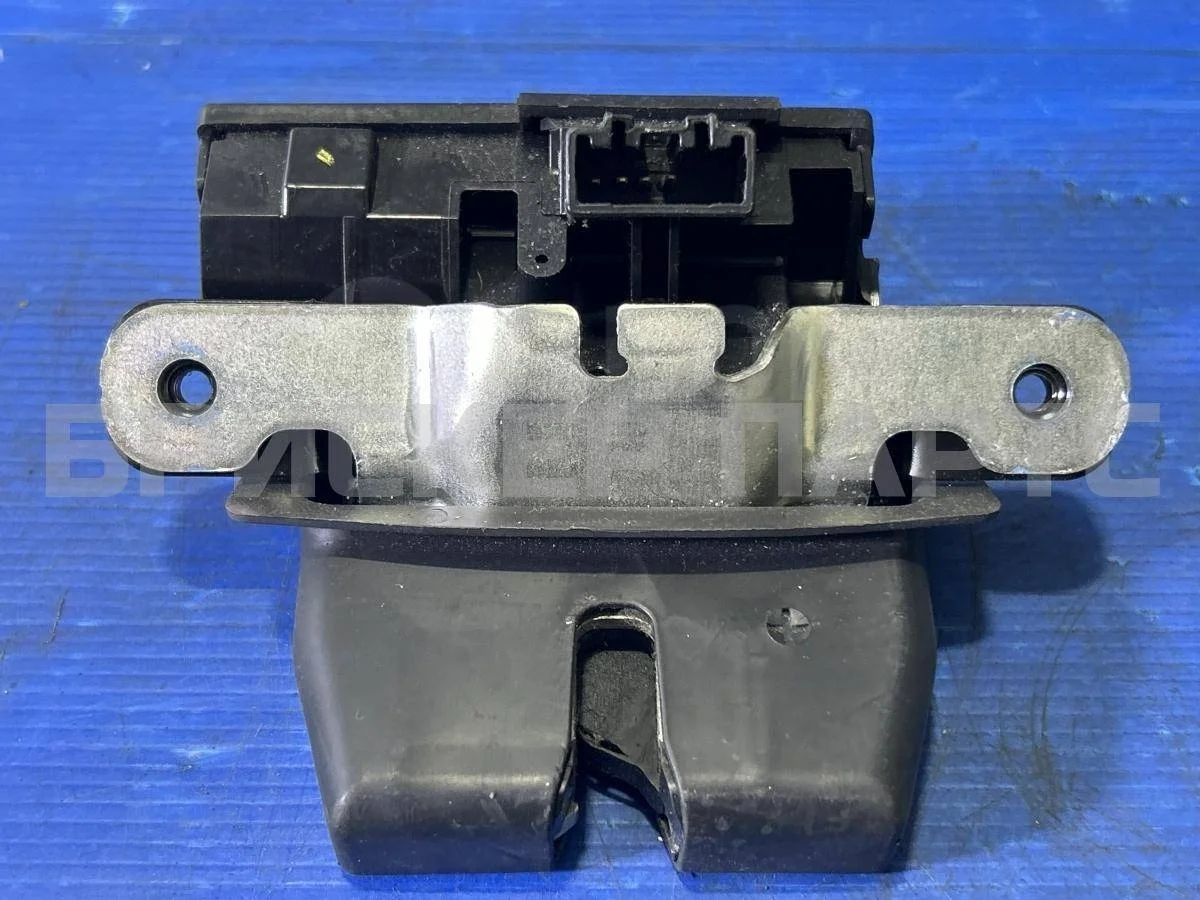 Замок багажника Форд Фиеста MK6 (CB1, CCN)