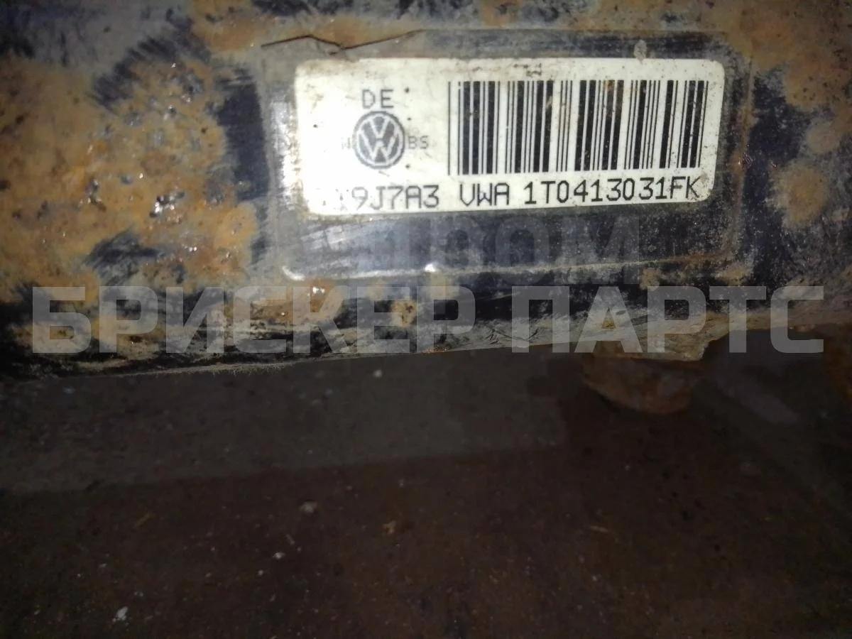 Амортизатор передний Фольксваген Гольф Mk5