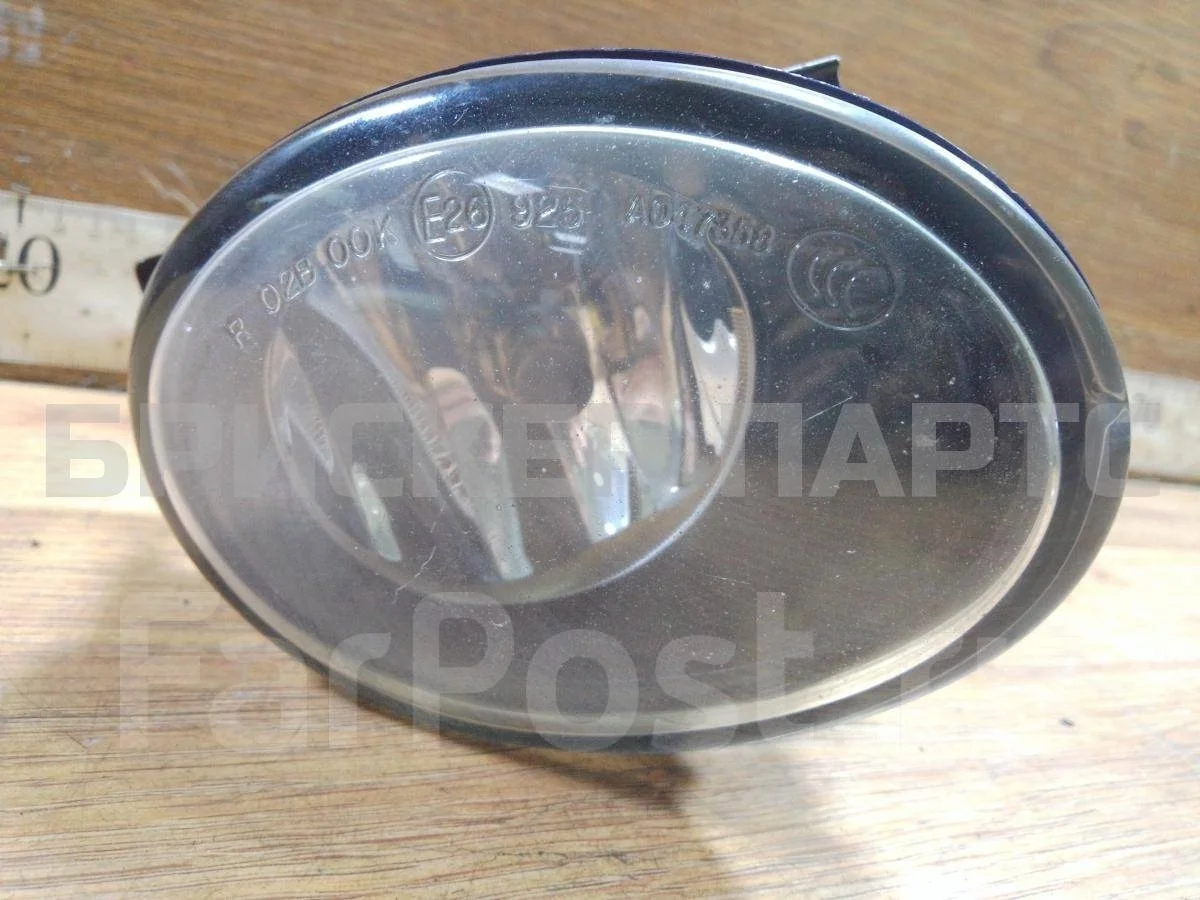 Противотуманная фара Фольксваген Гольф Mk6