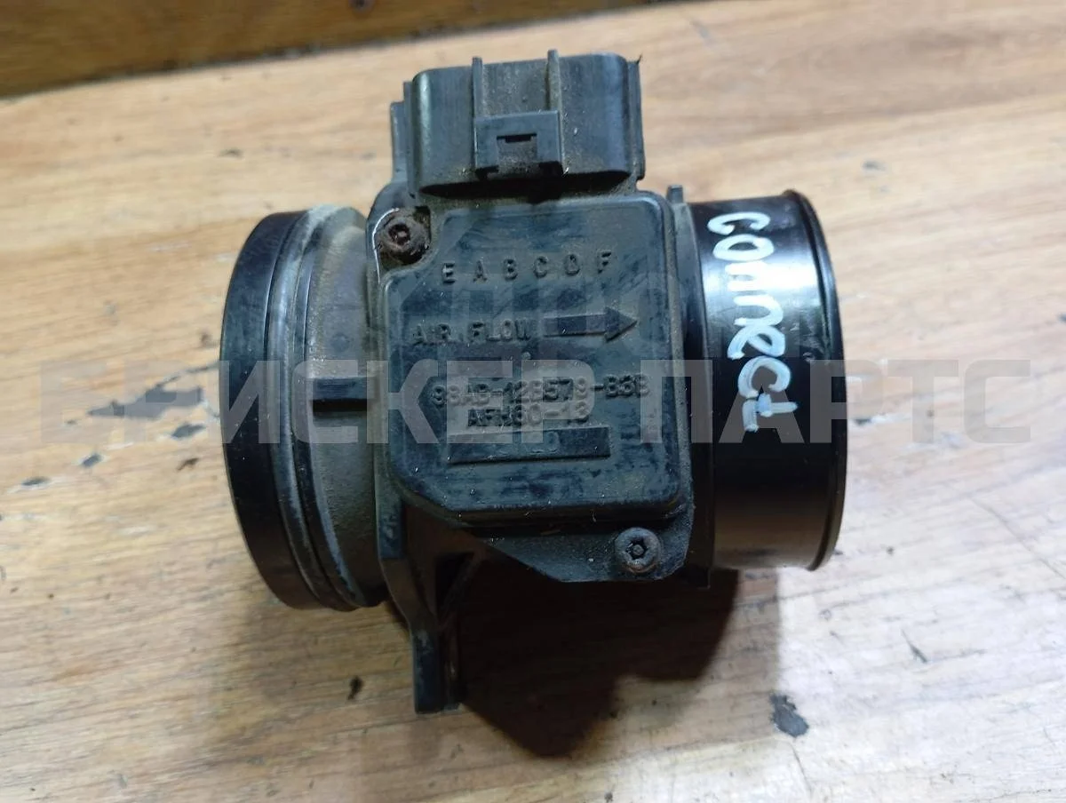 ДМРВ (датчик расхода воздуха) Форд Турнео Коннект 1