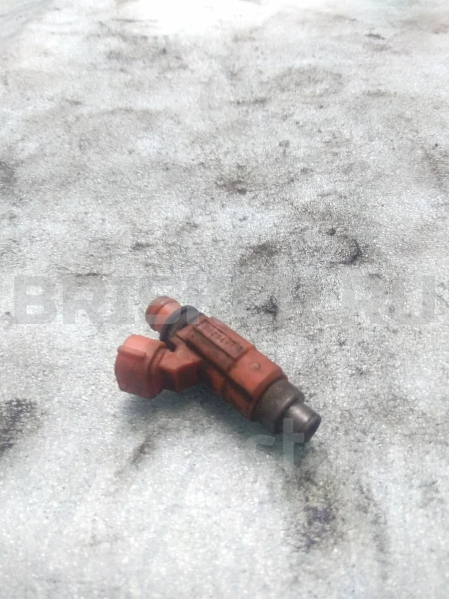 Форсунка топливная бензиновая Митсубиси Каризма I  рестайлинг