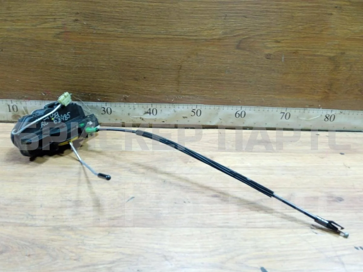 Замок двери задней Опель Инсигниа 1