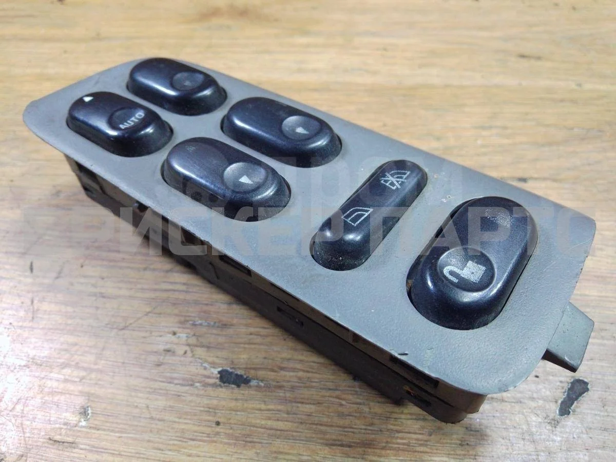 Блок управления Форд Эскейп 1
