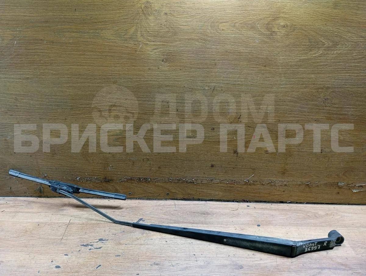 Поводок передний правый Митсубиси Кольт 6  Z30