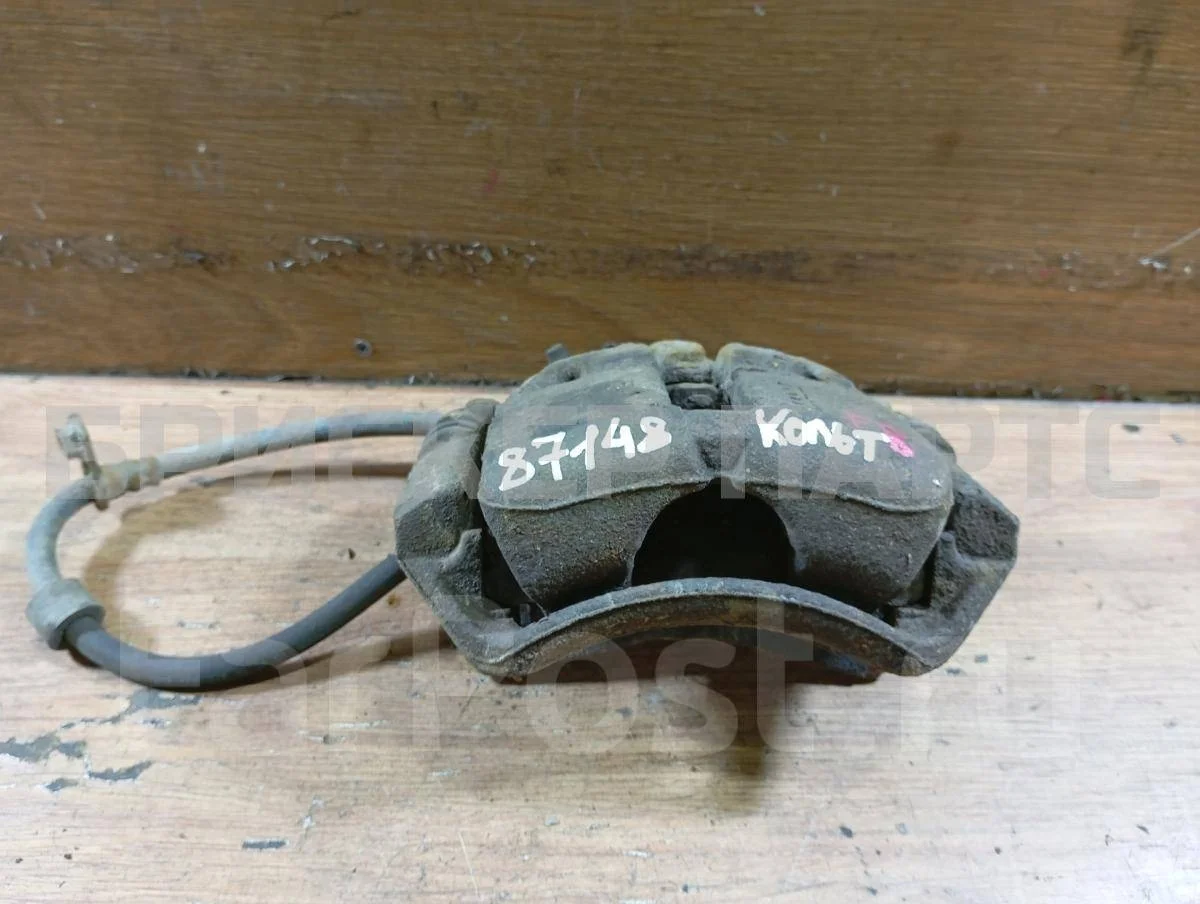 Суппорт передний Митсубиси Кольт 6  Z30