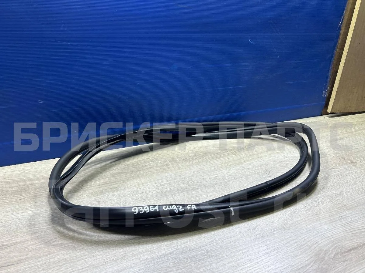 Уплотнитель двери Киа Сид 2  JD