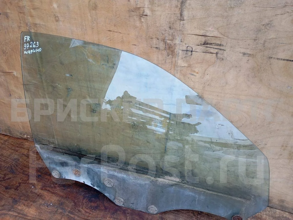 Стекло двери передней Тойота Спринтер Марино 1  (E100)