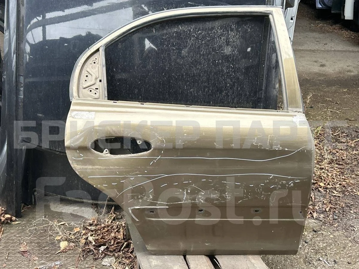 Дверь задняя правая Хендай Соната 4  (EF)