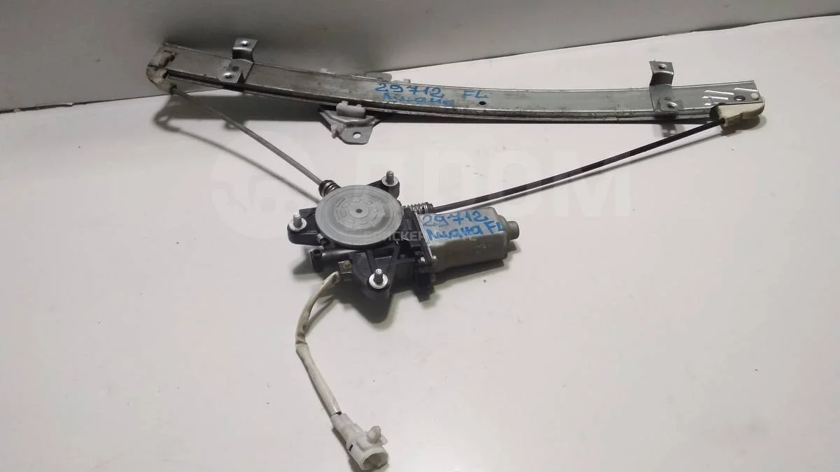 Стеклоподъемник передний лев. Сузуки Лиана 1  рестайлинг