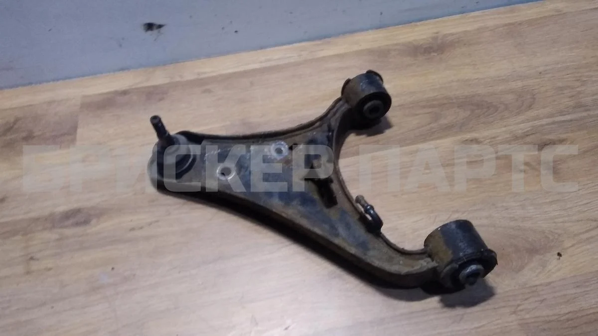 Рычаг пер верх правый Ленд Ровер Дискавери 3