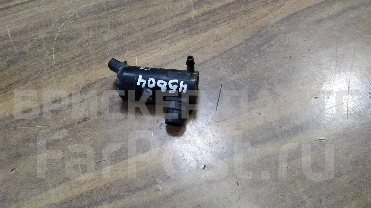 Насос омывателя Тойота Лэнд Крузер 100