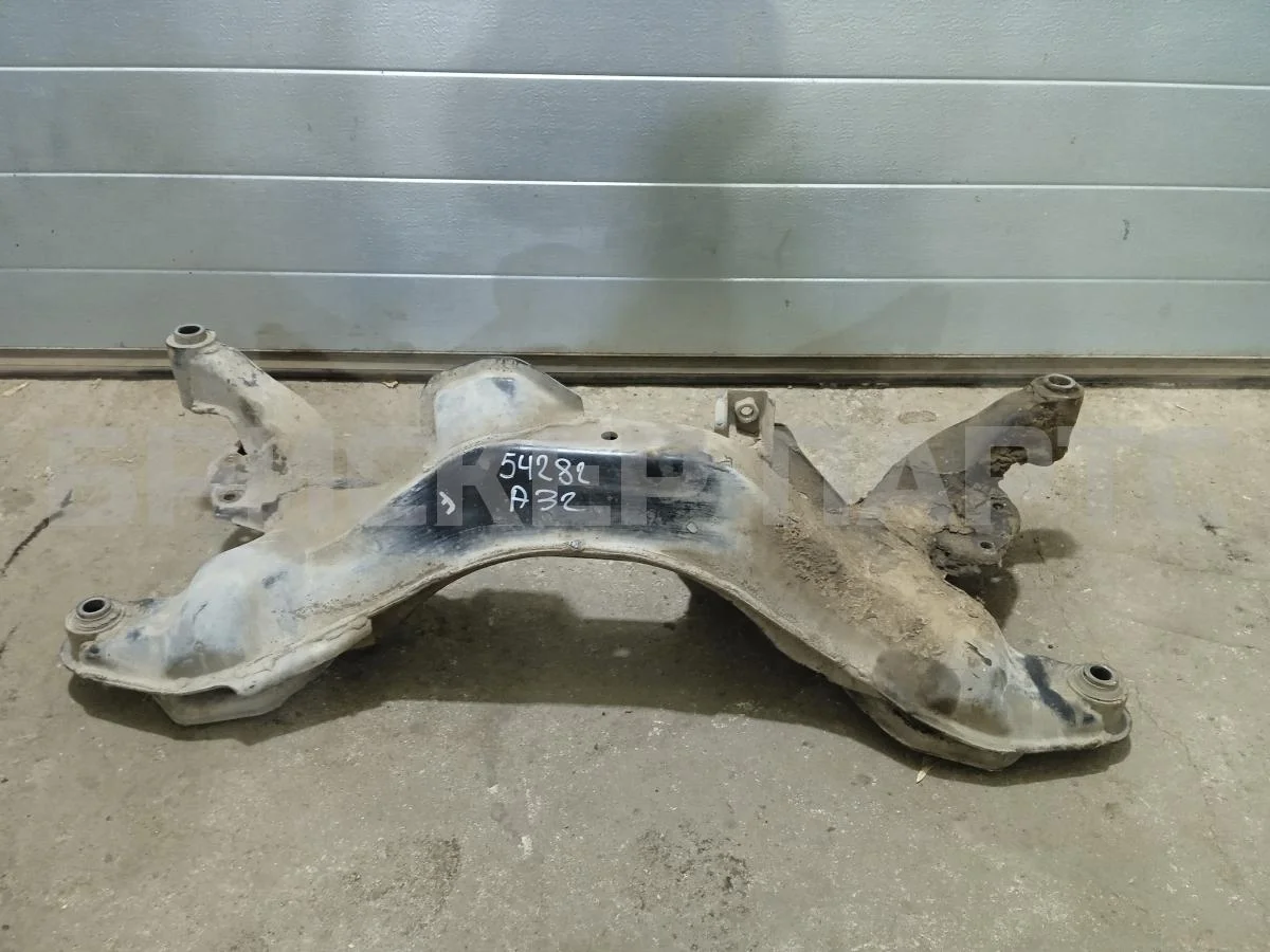 Подрамник передний Ниссан Максима 4  A32