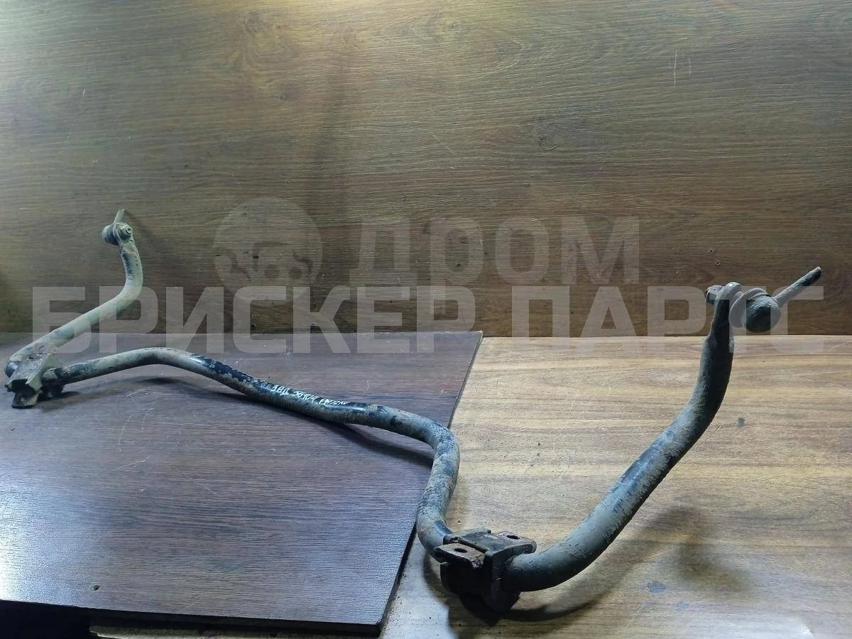 Стабилизатор задний Митсубиси Паджеро/Монтеро 4 (V90/V80)