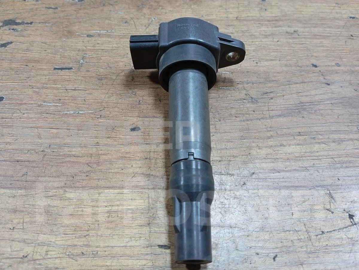 Катушка зажигания Митсубиси Кольт 6  Z30