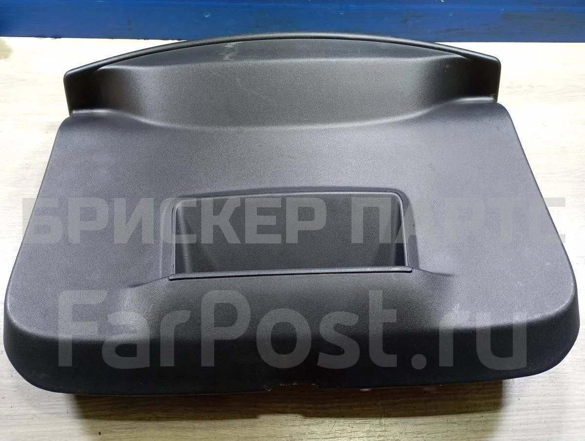 Обшивка крышки багажника Рено Дастер 1  HS