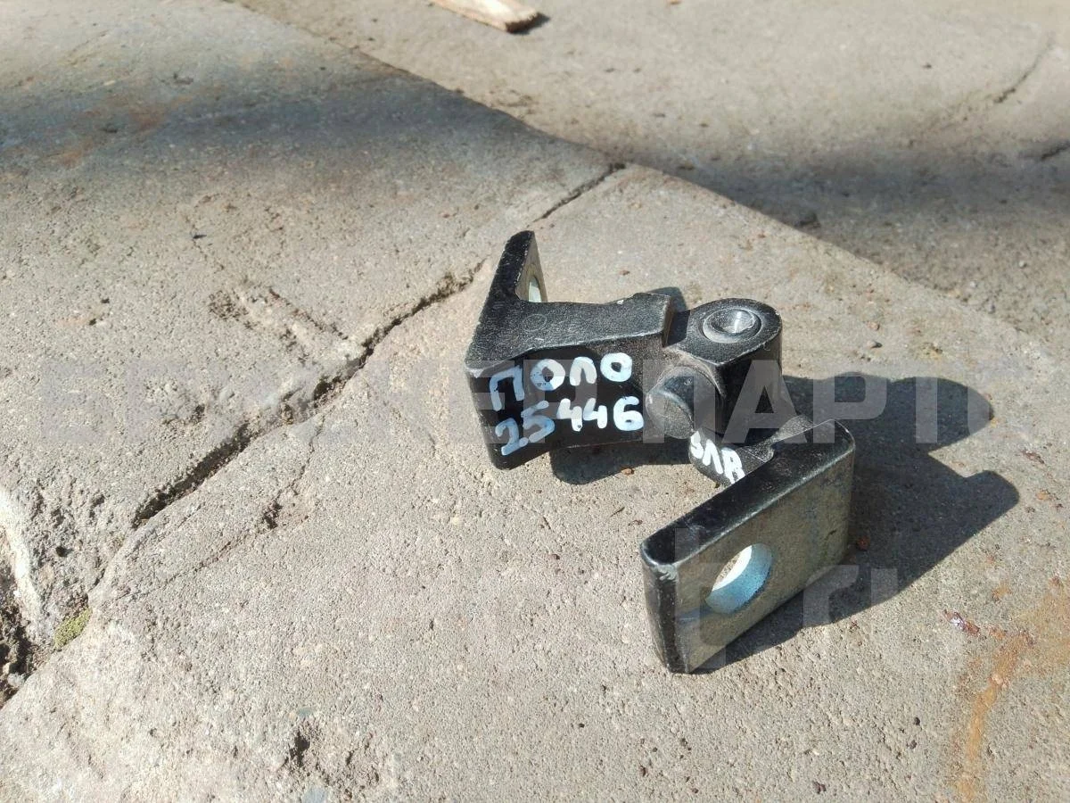 Петля двери зад левой Фольксваген Поло Mk5 Седан