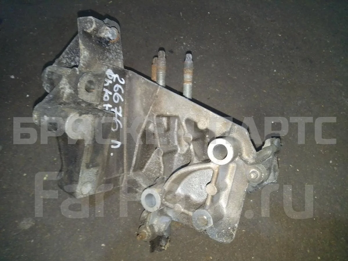 Кронштейн двигателя прав Форд Фьюжен