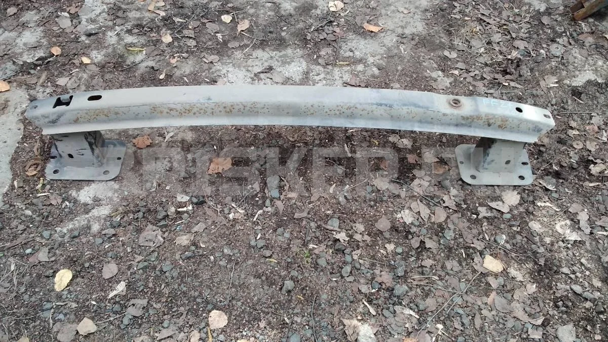 Усилитель бампера(зад) Форд Фокус 2  рестайлинг