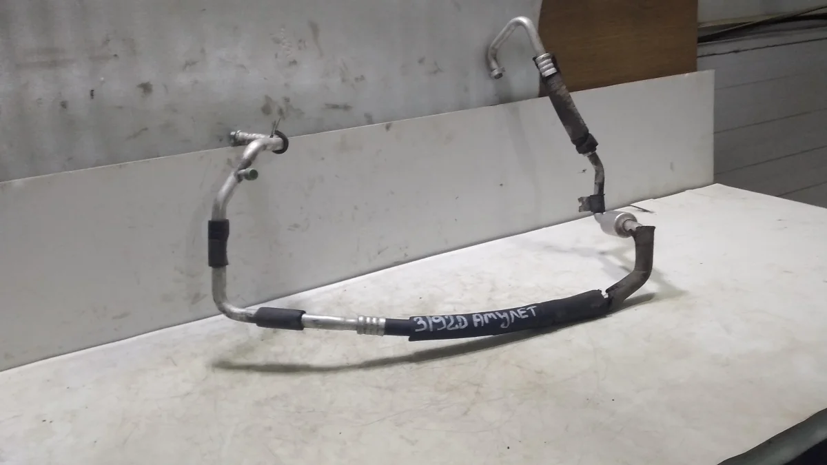 Трубка кондиционера Чери Амулет 1  A15