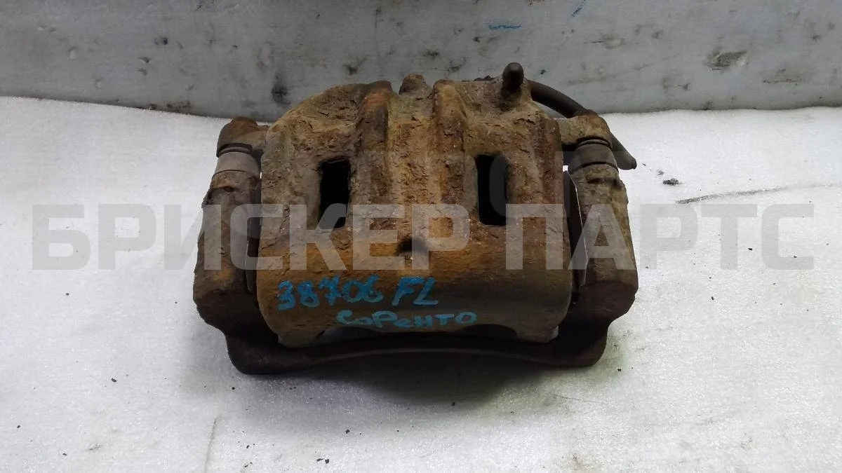 Суппорт передний Киа Соренто 1 серия BL