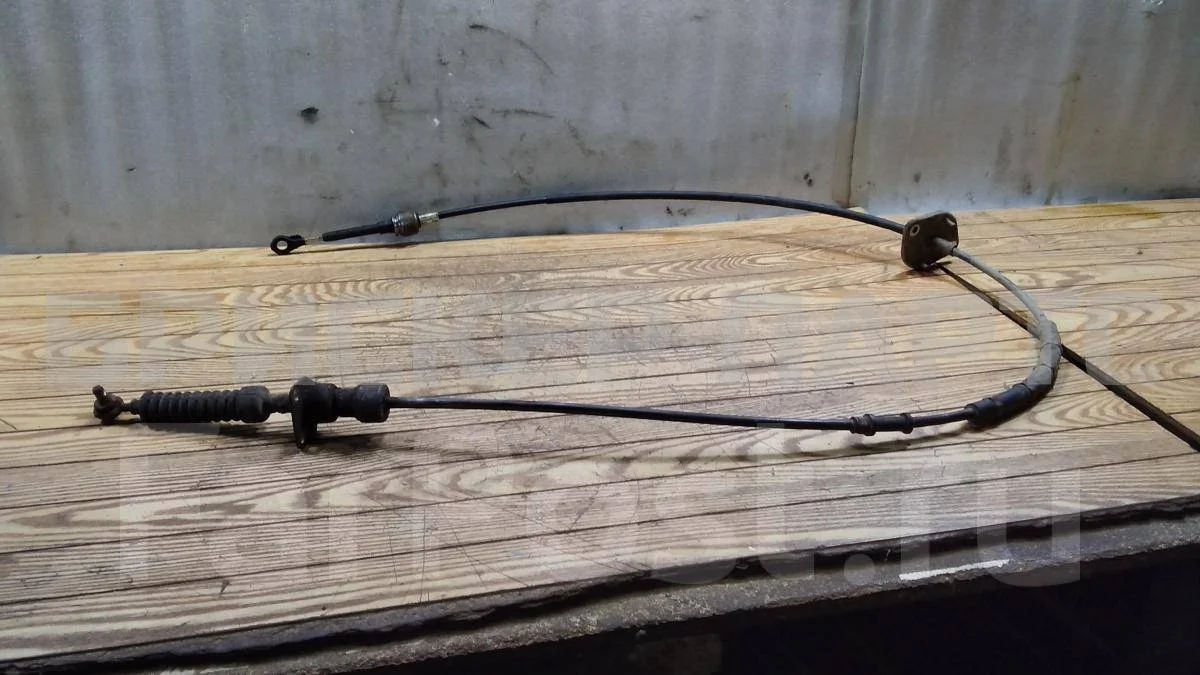 Трос КПП Ниссан Максима 5  A33