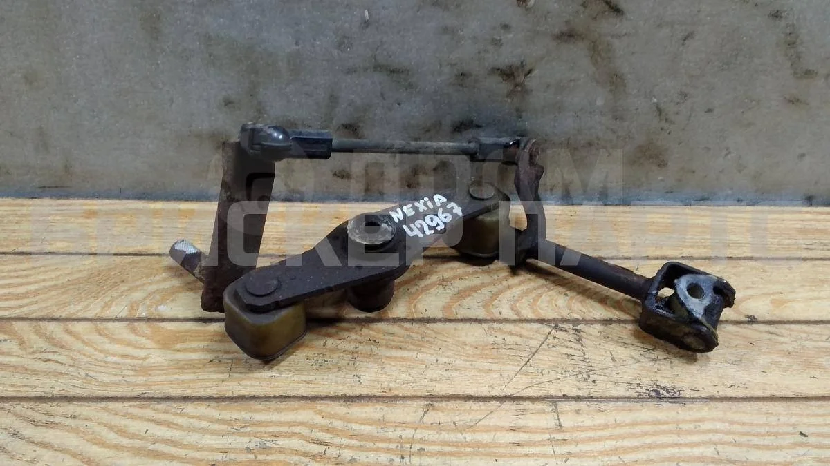 Механизм выбора передач Дэу Нексия 1  N150 рестайлинг