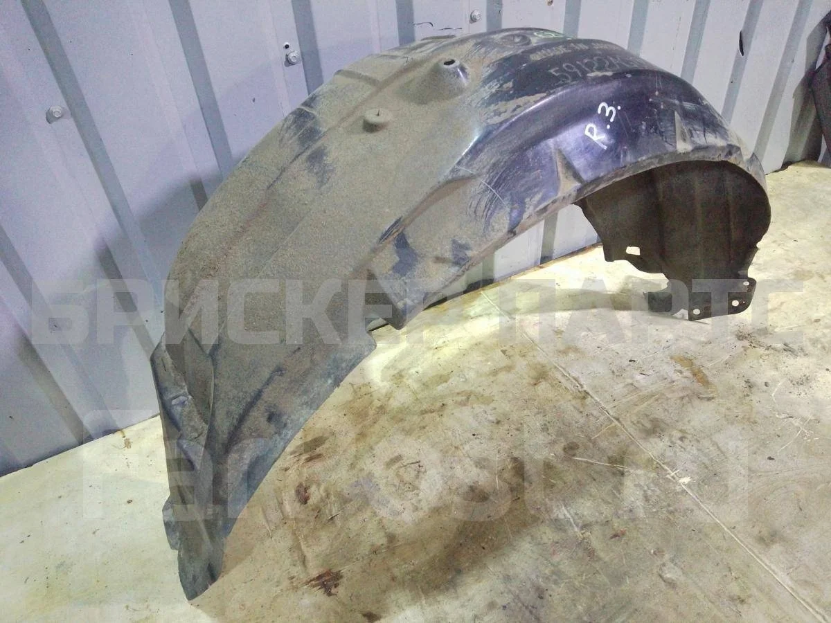 Подкрылок задний прав. Субару Легаси 4  B13