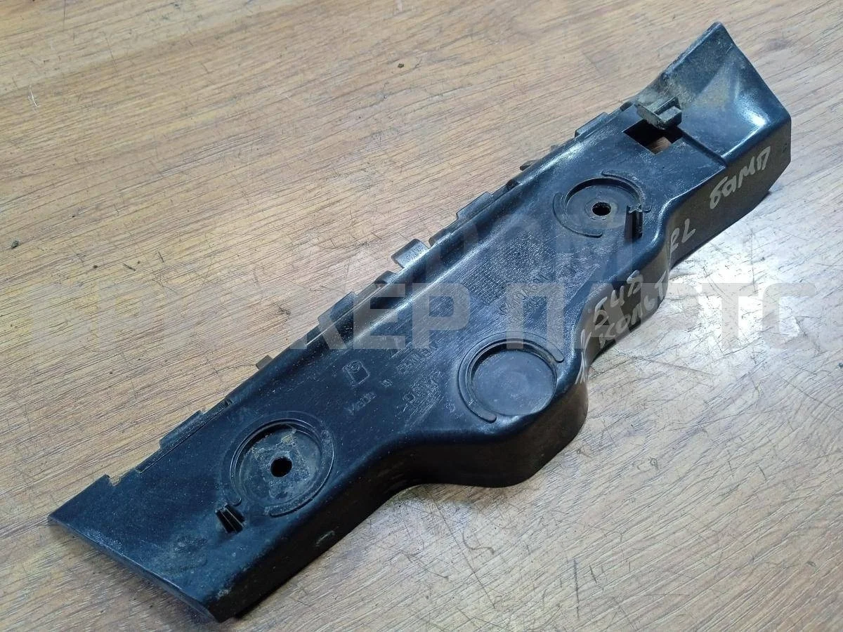 Кронштейн бампера Митсубиси Кольт 6  Z30