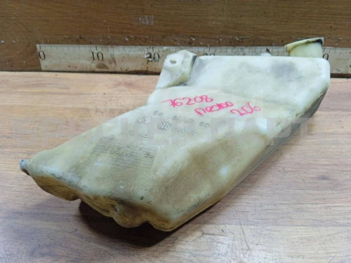 Бачок омывателя Пежо 206