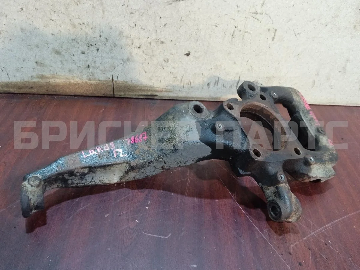 Кулак поворотный лев Ленд Ровер Дискавери 3