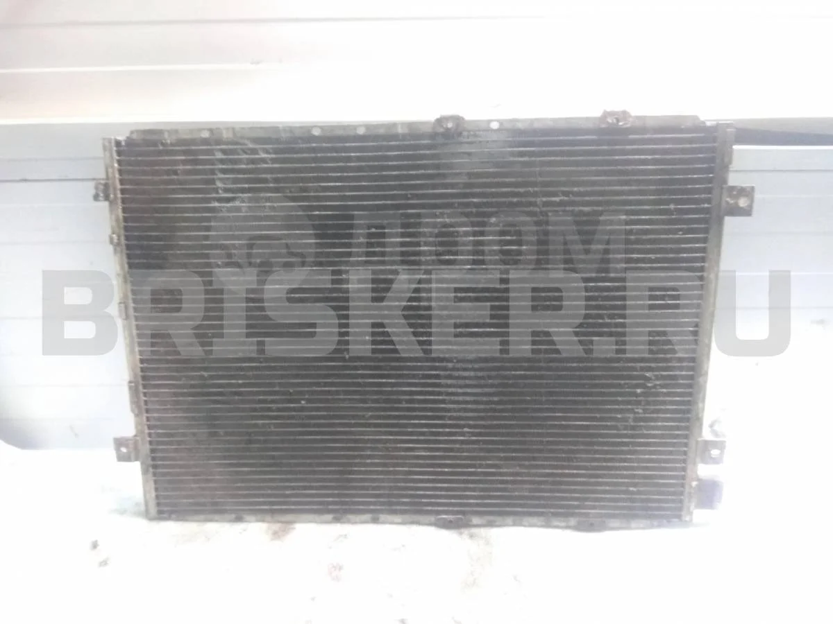 Радиатор кондиц. Киа Соренто 1 серия BL