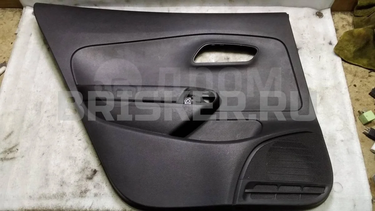 Обшивка двери задней Фольксваген Поло Mk5 Седан