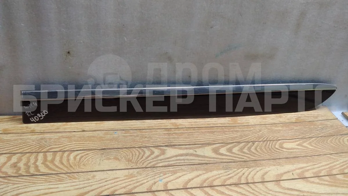 Молдинг двери зад лев Mercedes (Мерседес) M-класс W164 (ML)